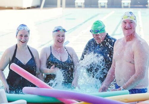 adult swimming class