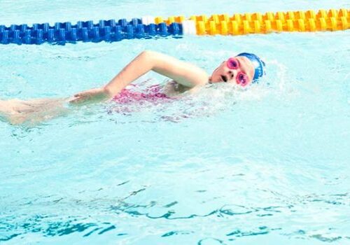 How swimming lessons help with other sports and improve performance